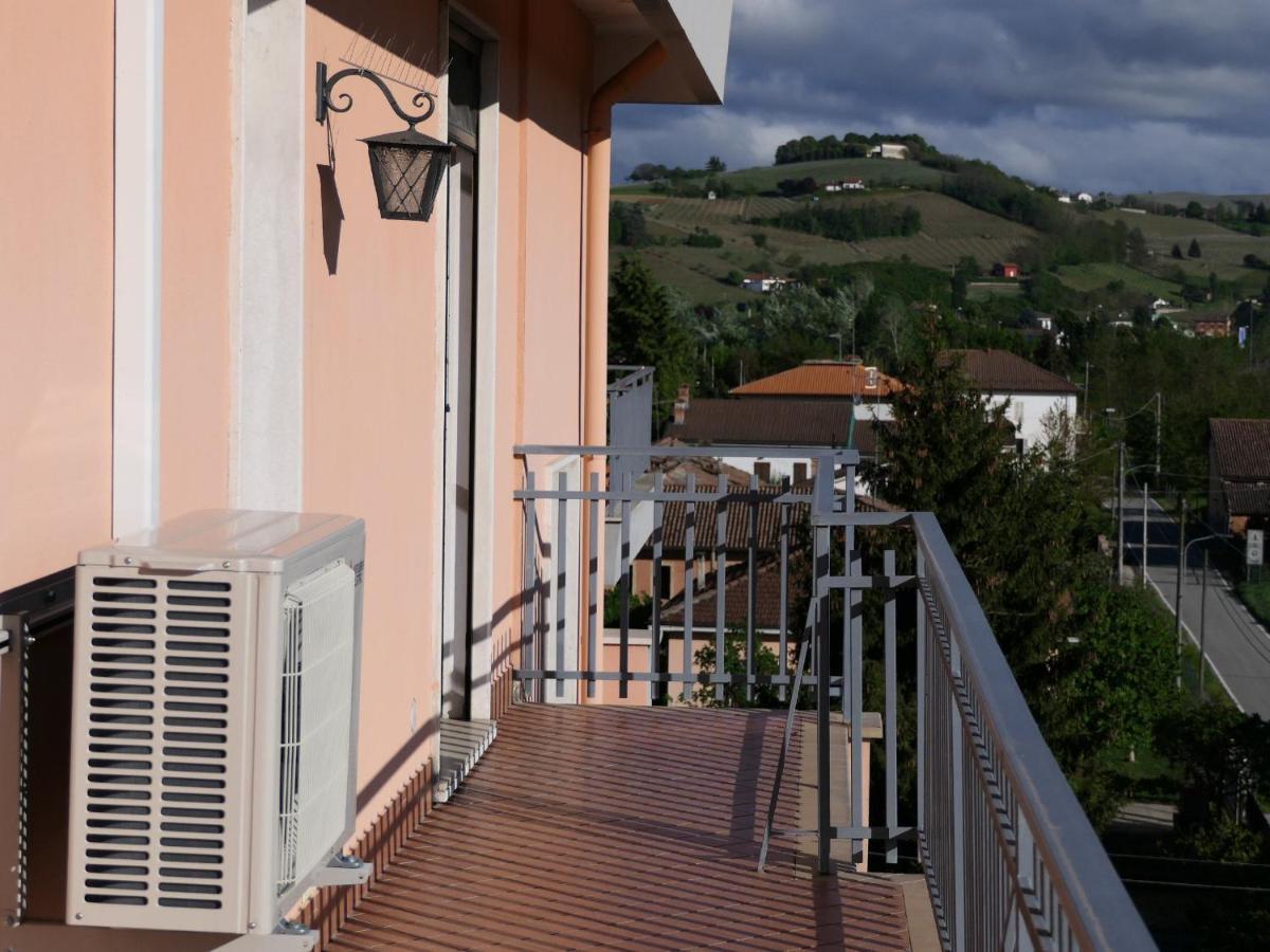 Appartamento Panoramico Nizza Monferrato Kültér fotó