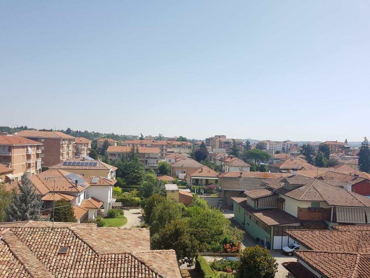 Appartamento Panoramico Nizza Monferrato Kültér fotó